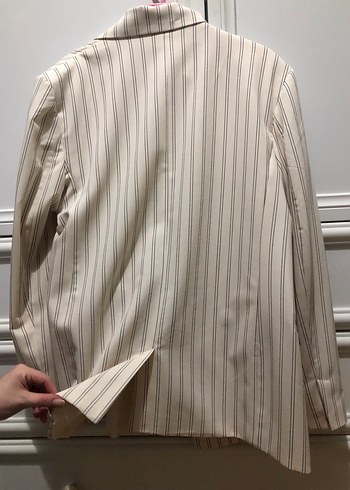 Bershka-Çizgili Beyaz Kadın Blazer Ceket - Görsel 3
