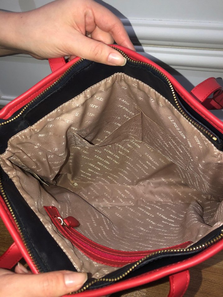 Polo Klasik Şıklıkta Kırmızı Tokalı Deri Çanta - Görsel 3