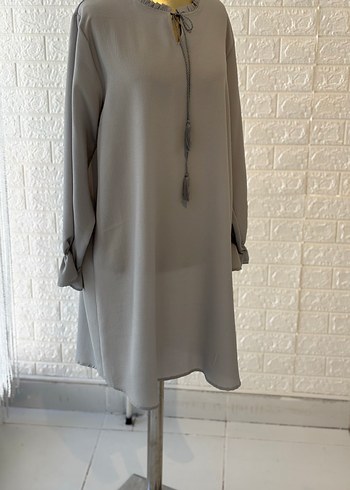 Gri Uzun Kollu Nakışlı Kadın Tunik - Görsel 4