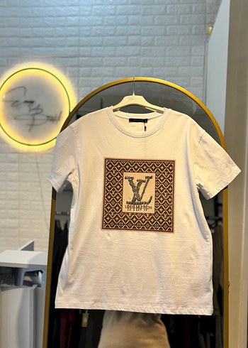 Beyaz Baskılı tshirt - Görsel 2