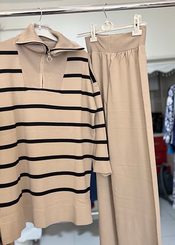 Bej Çizgili Uzun TrikoTakım - Görsel 4