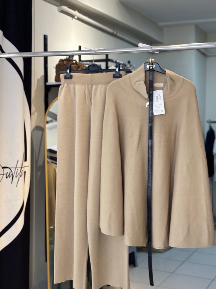 Bej Kemerli Kadın Panço - Görsel 3