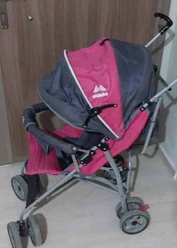 Pembe ve Gri Bebek Arabası
