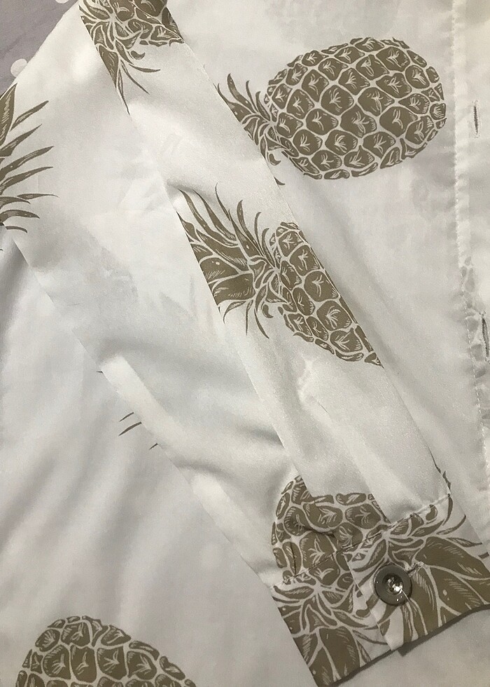 Beyaz gömlek - Görsel 4