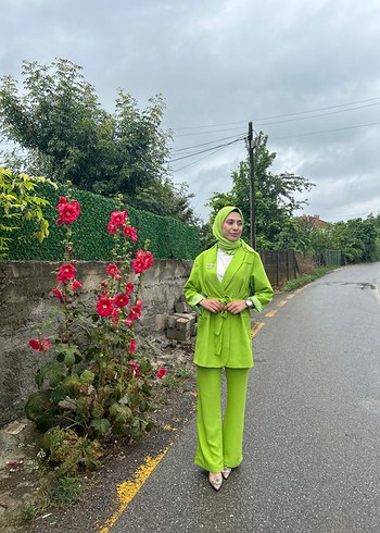 Uzun Kesim Yeşil Kadın Takım Elbise - Görsel 6