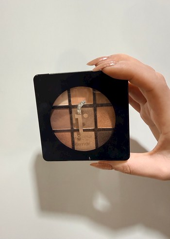 Bej Tonlarda Göz Farı Paleti - Görsel 2