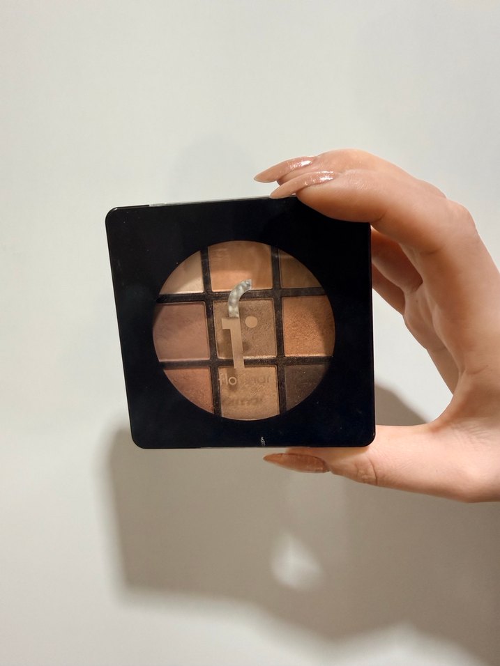 Bej Tonlarda Göz Farı Paleti - Görsel 2