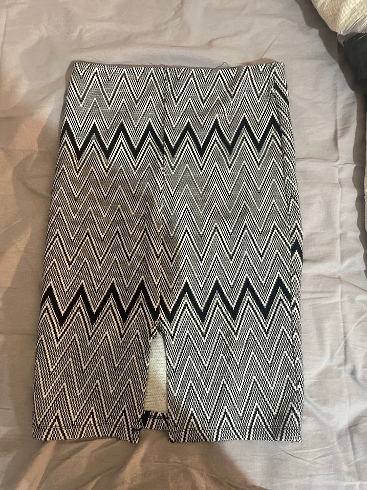 Gri Zebra Desenli Kalem Etek - Görsel 2