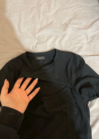 Göğüs Detaylı Siyah Crop - Görsel 2