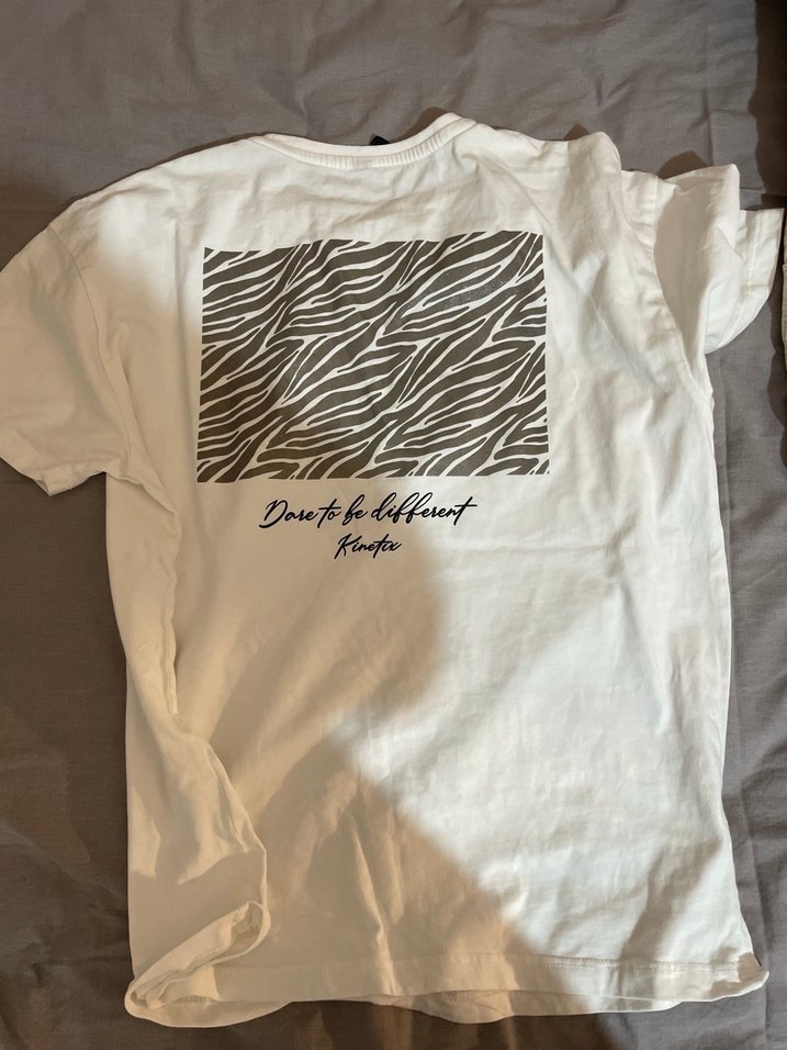 Beyaz Kadın Baskılı Kısa Kollu Tişört - Görsel 3