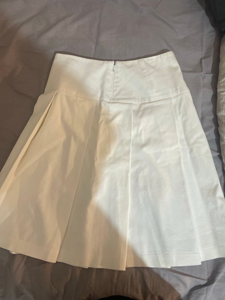 Beyaz Etek - Görsel 2