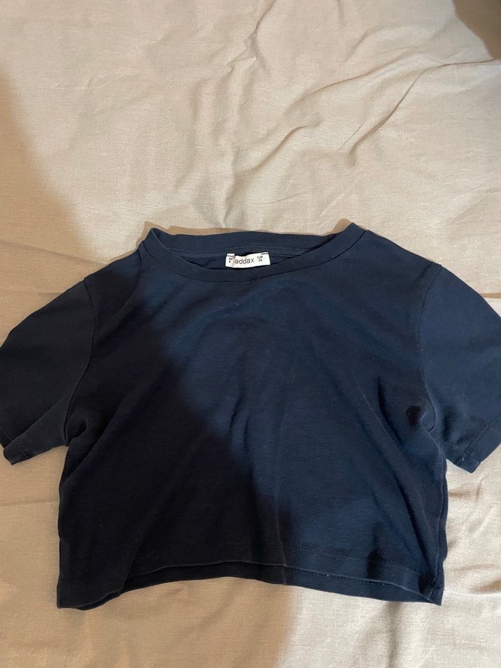 Lacivert Crop - Görsel 2