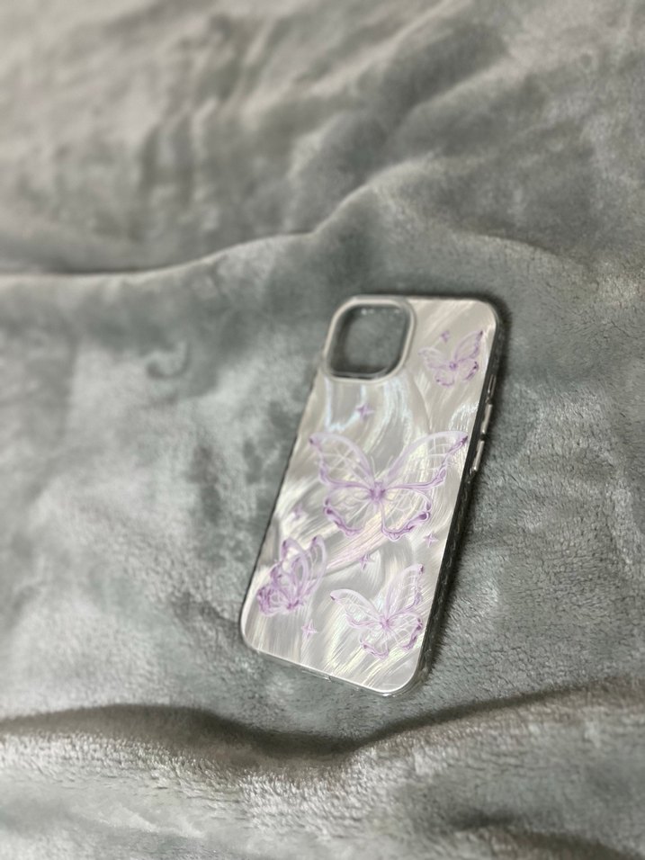 Apple İphone 13 Marka Mor Kelebek Desenli Parlak Telefon Kılıfı - Görsel 2
