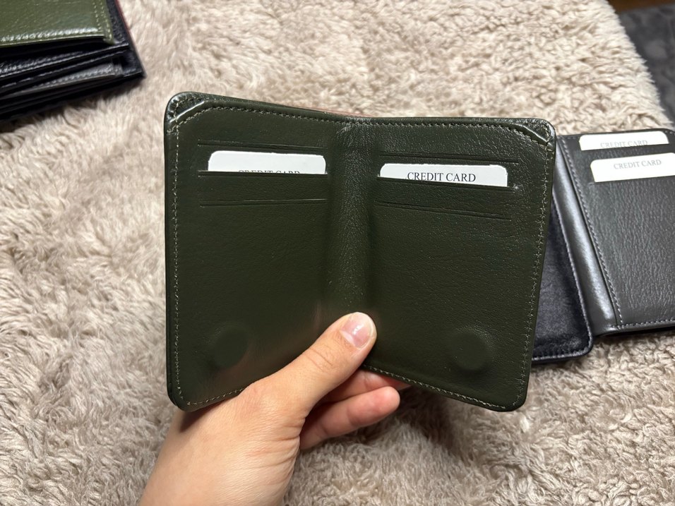 Haki mıknatıslı deri kartlık cüzdan - Görsel 3