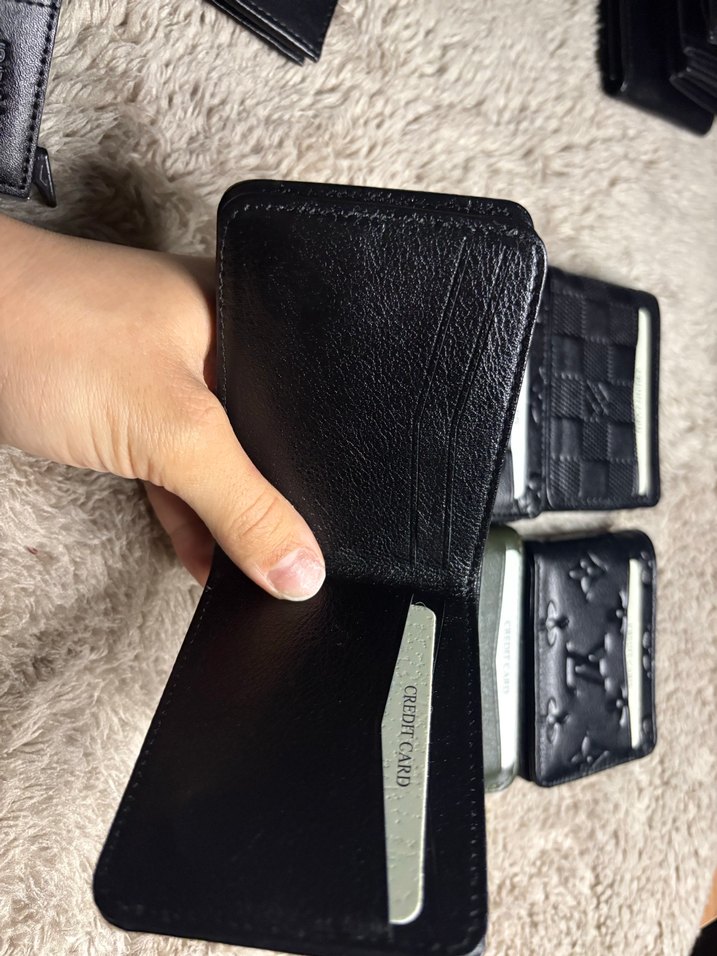 GUCCİ model çift sayfalı mıknatıslı hakiki deri cüzdan - Görsel 5