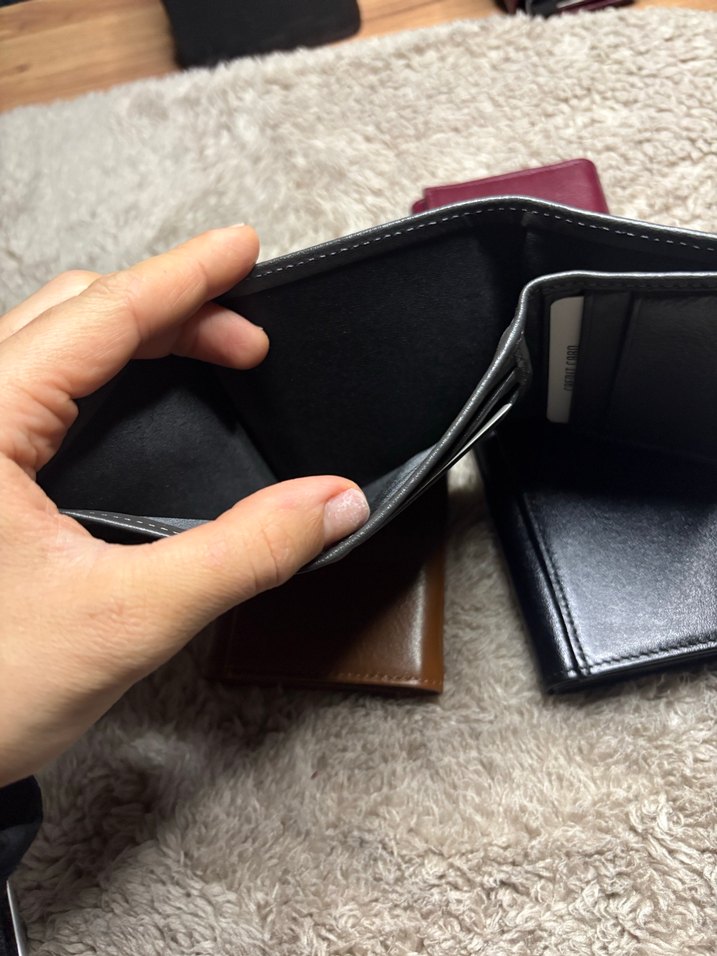 Gri dikey hakiki deri mıknatıslı cüzdan - Görsel 4