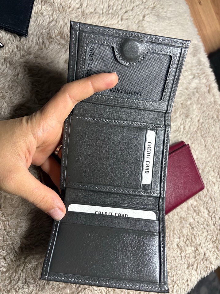 Gri dikey hakiki deri mıknatıslı cüzdan - Görsel 3