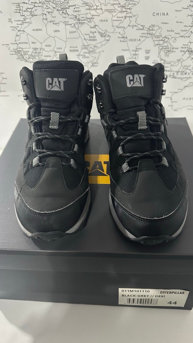Caterpillar Siyah Gri Bağcıklı Erkek Bot - Görsel 3