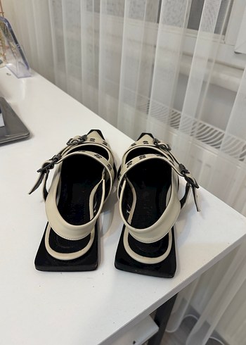 Tokalı Krem Kadın Günlük Babet - Görsel 4