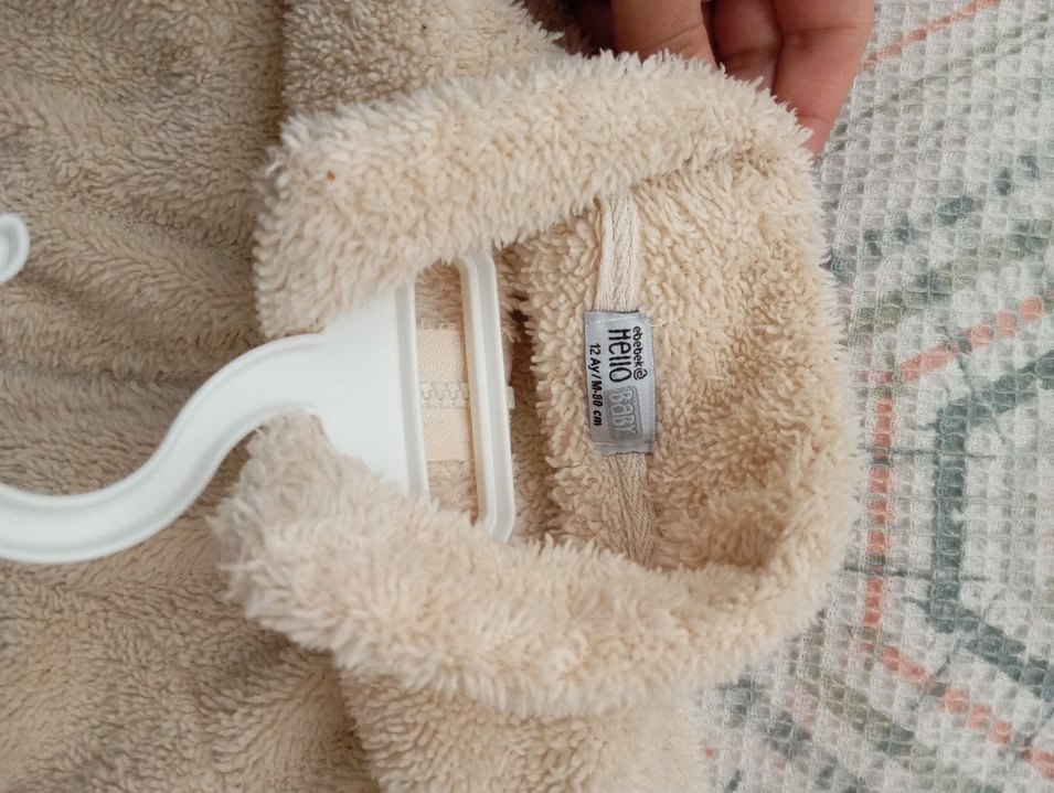 Kız Çocuk Bej Kapüşonlu Peluş Ceket - Görsel 2