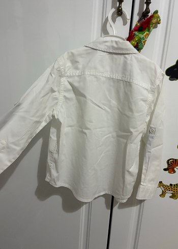 3-4 yaş Erkek Çocuk Beyaz Pamuklu  Düğmeli Gömlek - Görsel 4