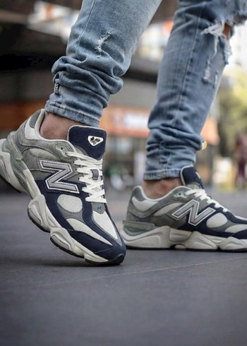 New Balance 42