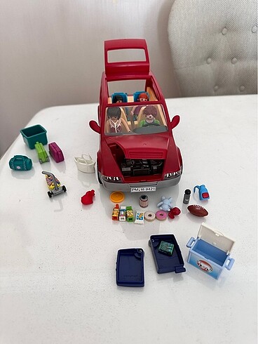 Playmobil aile arabası
