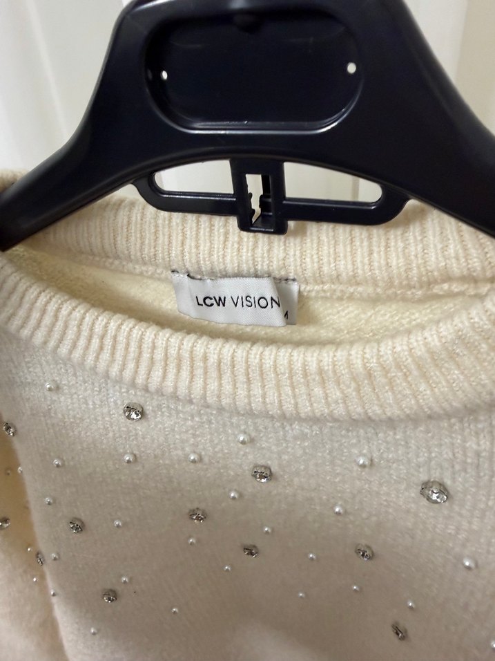 Taşlı incili krem kazak - Görsel 3