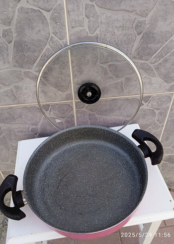 Parlak Pembe Cam Kapaklı Tencere - Görsel 2