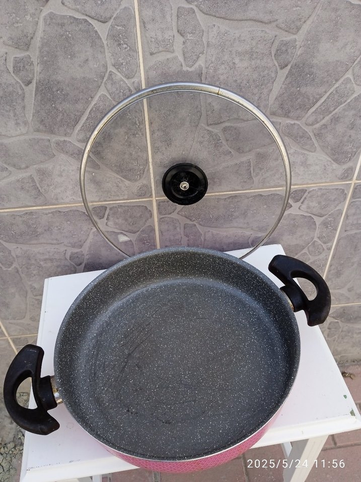 Parlak Pembe Cam Kapaklı Tencere - Görsel 2