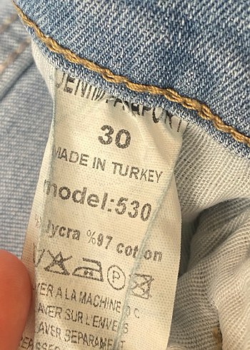 Erkek Denim Yırtık Şort - Görsel 5