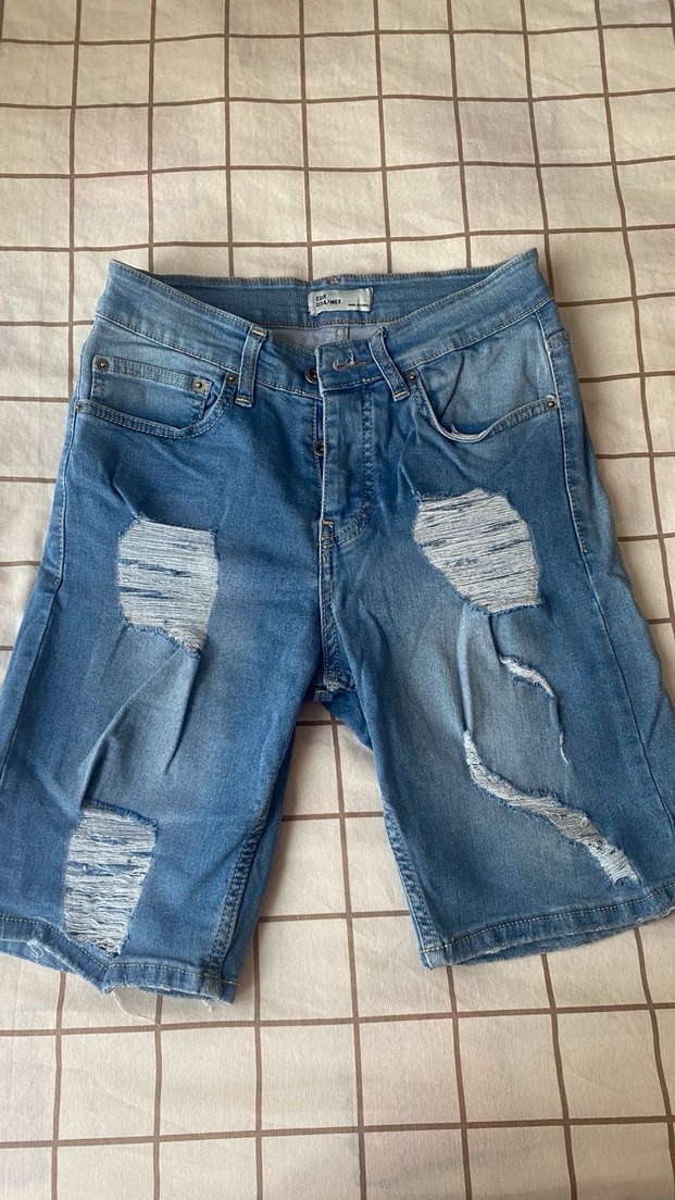 Erkek Denim Yırtık Şort - Görsel 3