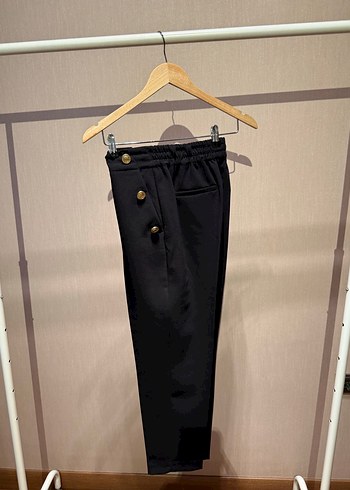 Düğmeli Siyah Kadın Kumaş Pantolon - Görsel 3