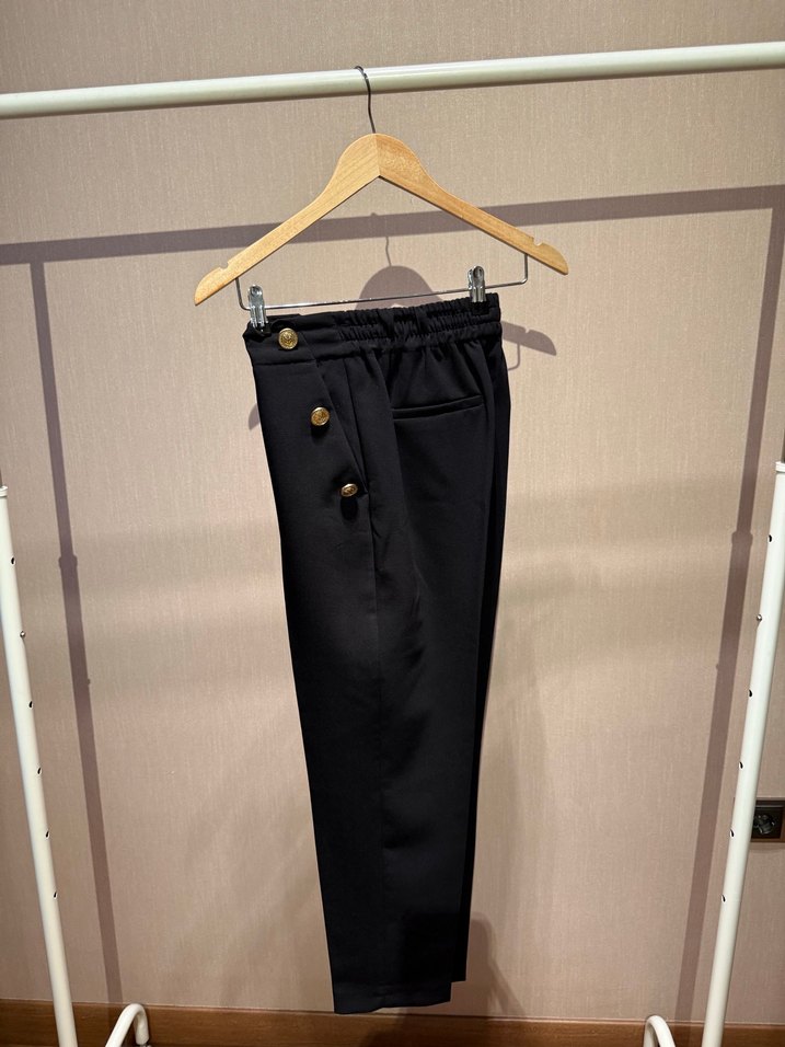 Düğmeli Siyah Kadın Kumaş Pantolon - Görsel 3