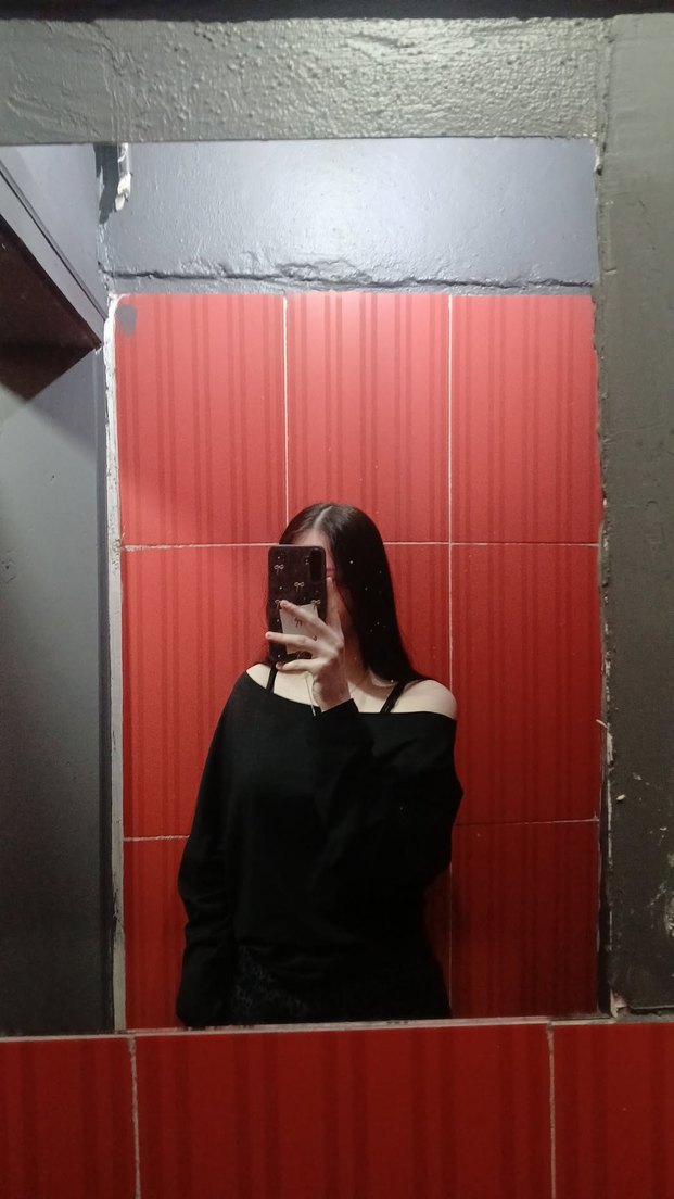 Kadın Omuz Pile Detaylı Kayık Yaka Yeni Sezon Sweatshirt - Görsel 3