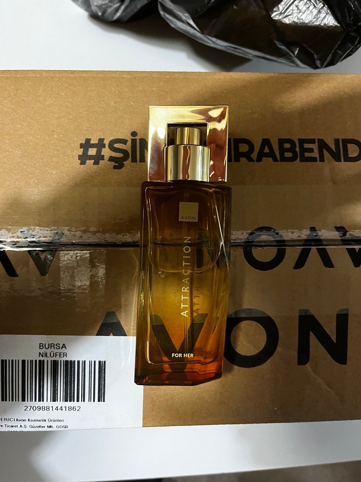 Avon Attraction Kadın Parfüm EDP 50ml - Görsel 3