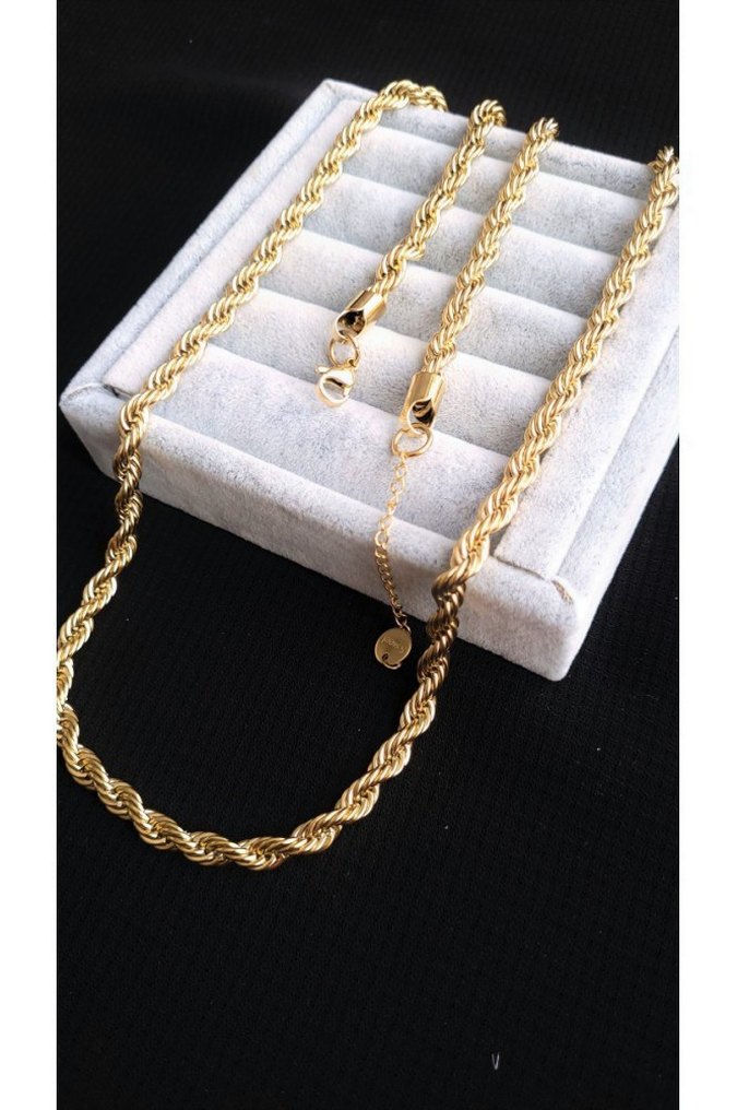 Modern Klasik Altın Zincir Detaylı Uzun Kolye - Görsel 4