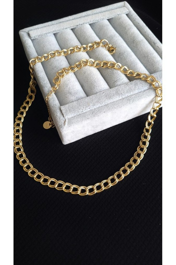 Modern Klasik Altın Zincir Detaylı Uzun Kolye - Görsel 5