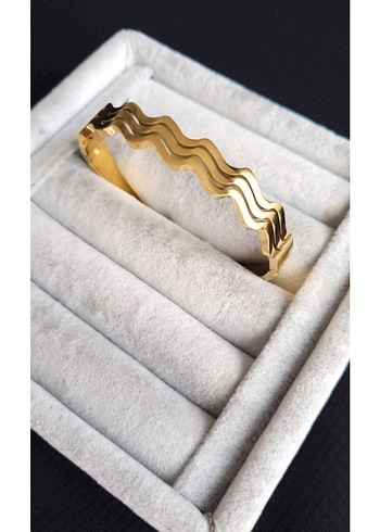 Klasik Modern Altın Desenli kelepçe - Görsel 4