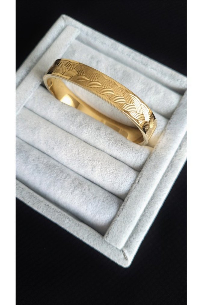 kadın kelepce - Görsel 5