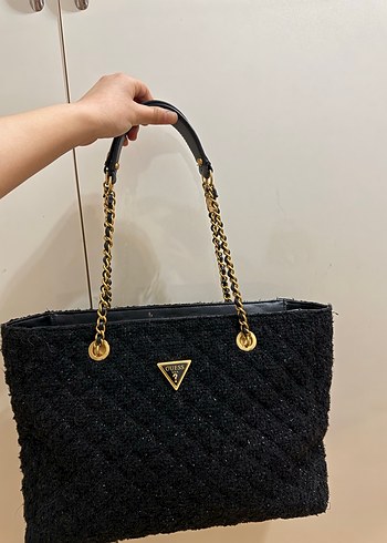 GUESS Siyah Zincir Detaylı Kadın Çanta - Görsel 5