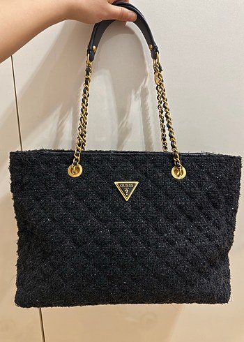GUESS Siyah Zincir Detaylı Kadın Çanta - Görsel 2