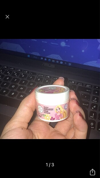 El ve vücut kremi