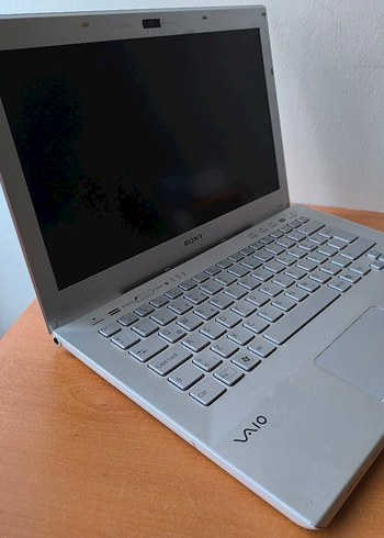 SONY 13.3 İNÇ WINDOWS 10 PRO YÜKLÜ DİZÜSTÜ BİLGİSAYAR - Görsel 2