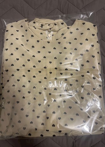 Uzun Kollu Kalp Desenli Kadın Bluz - Görsel 6