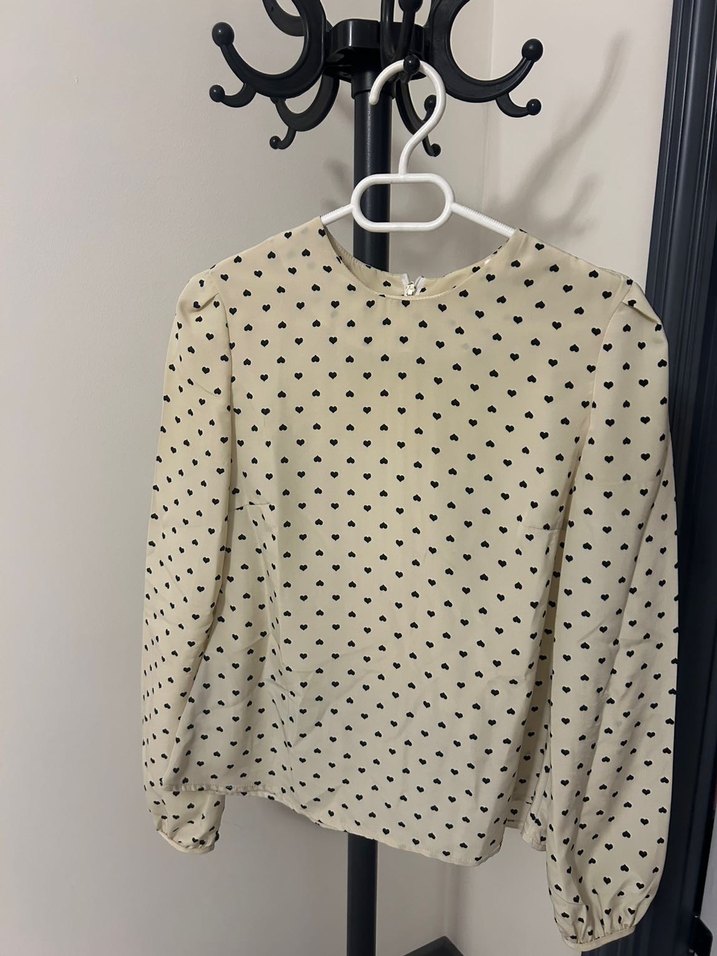 Uzun Kollu Kalp Desenli Kadın Bluz - Görsel 2