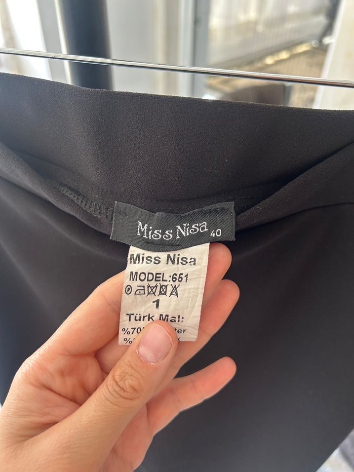 Siyah Kadın Uzun Dar Etek - Görsel 3