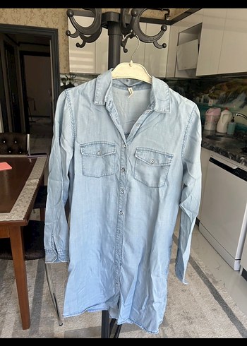 Düğmeli Uzun Kollu Denim Kadın Gömlek - Görsel 2