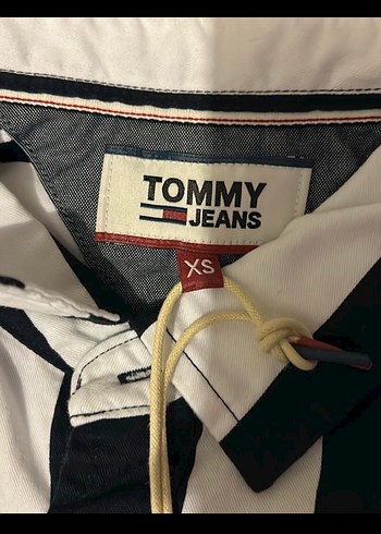Tommy Jeans Kadin Çizgili Uzun Kollu Gömlek - Görsel 3