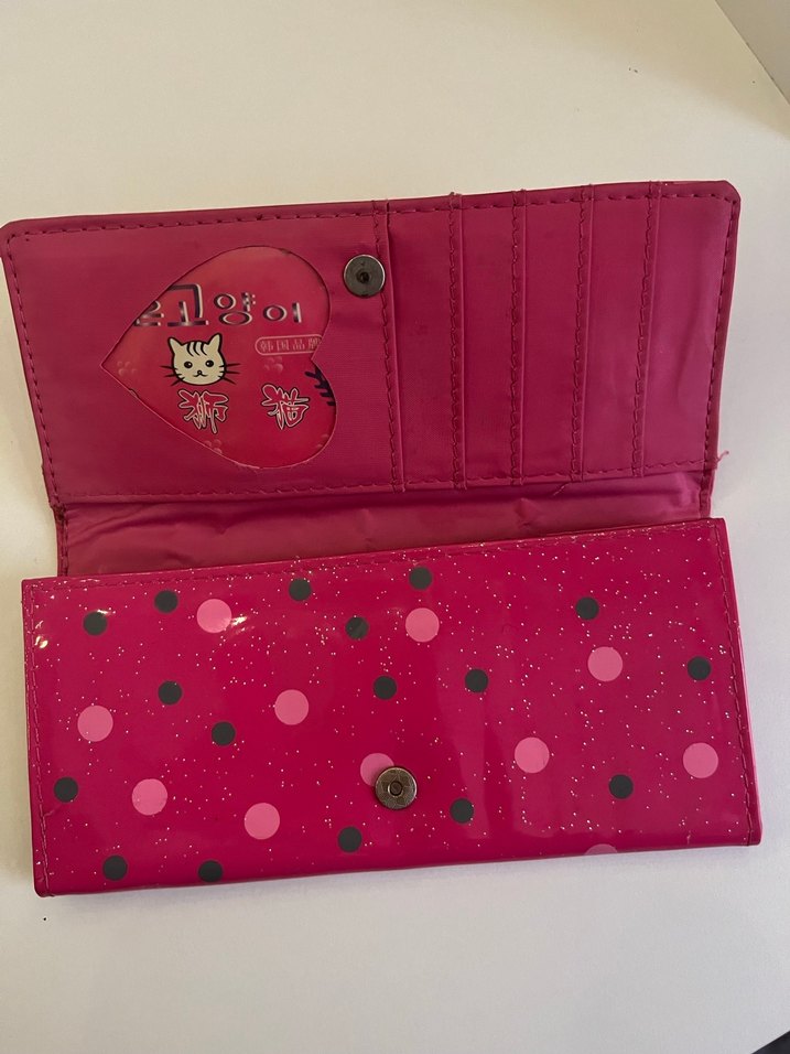 Pembe Parlak Hello Kitty Fiyonklu cüzdan - Görsel 3